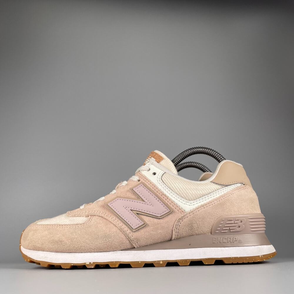 New Balance 574 Women's Size 8.5 Cream Sneakers Running Shoes Casual Lace Up GUC